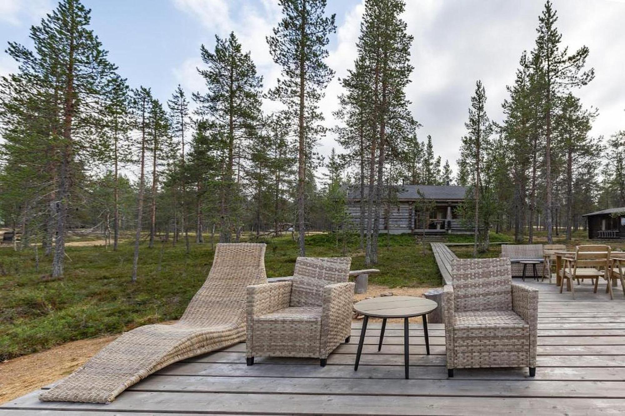 Kuukkeli Log Houses Villa Aurora "Pupula" ซาริเซลกา ภายนอก รูปภาพ