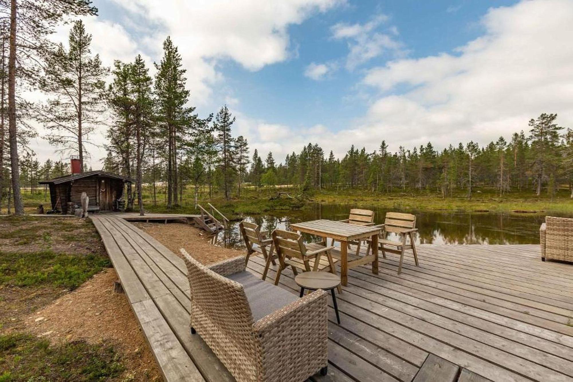 Kuukkeli Log Houses Villa Aurora "Pupula" ซาริเซลกา ภายนอก รูปภาพ
